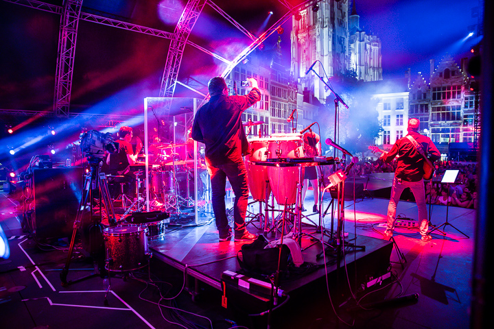 Vlaanderen Boven Band @ Vlaanderen Feest - Antwerpen, foto 48, foto's door Dimitri Vanlommel - FrontView Magazine