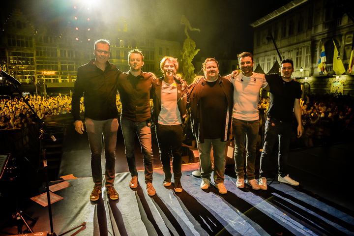 Vlaanderen Boven Band @ Vlaanderen Feest - Antwerpen, foto 50, foto's door Dimitri Vanlommel - FrontView Magazine