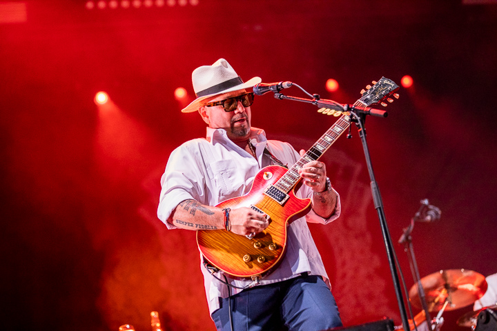 Fun Lovin' Criminals @ Beleuvenissen, picture 3, photographed by Kurt Jacobs - FrontView Magazine