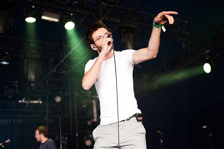 Glauque @ Dour Festival 2019, picture 4, photographed by Magali Decamps - FrontView Magazine
