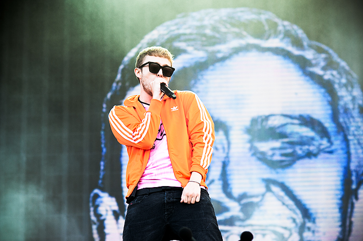 Vald @ Dour Festival 2019, picture 2, photographed by Magali Decamps - FrontView Magazine