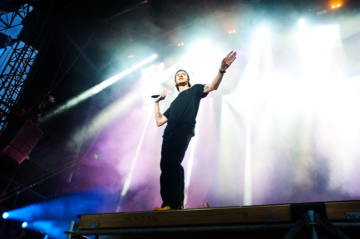Roméo Elvis @ Dour Festival 2019, picture 4, photographed by Magali Decamps - FrontView Magazine