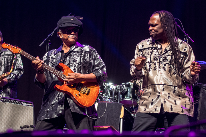 Al McKay's Earth Wind & Fire Expierence @ Bospop, foto 3, foto's door Erwin Evrard - FrontView Magazine