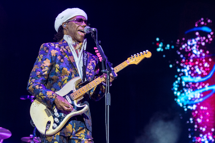 Nile Rodgers & Chic @ Bospop, foto 7, foto's door Erwin Evrard - FrontView Magazine