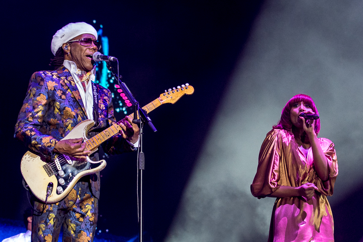 Nile Rodgers & Chic @ Bospop, foto 8, foto's door Erwin Evrard - FrontView Magazine
