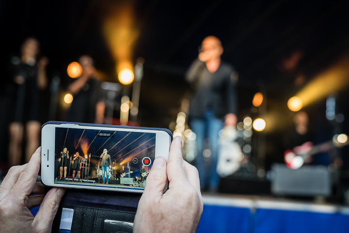 Coco Jr. & The All Stars @ Engie Parkies Sint-Niklaas, picture 10, photographed by Danny Wagemans - FrontView Magazine