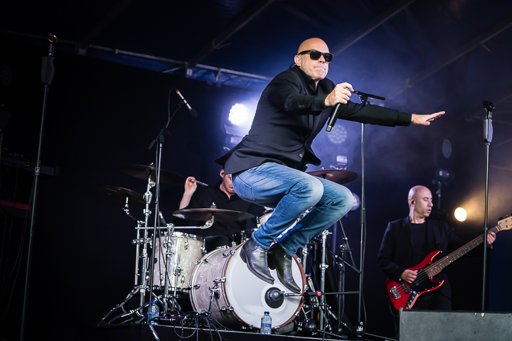 Coco Jr. & The All Stars @ Engie Parkies Sint-Niklaas, picture 19, photographed by Danny Wagemans - FrontView Magazine
