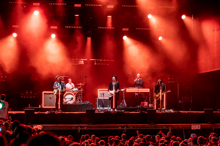 The Van Jets @ Beleuvenissen, picture 8, photographed by Kurt Jacobs - FrontView Magazine