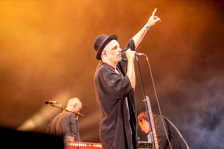 The Van Jets @ Beleuvenissen, picture 25, photographed by Kurt Jacobs - FrontView Magazine