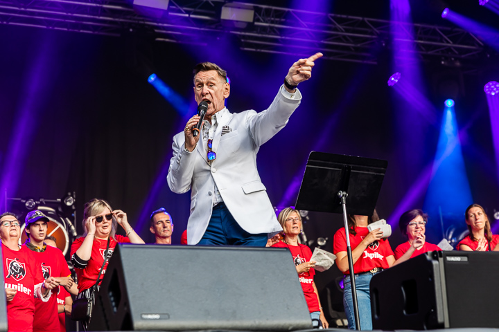 Koen Crucke @ Vlaanderen Zingt - Gentse Feesten, picture 5, photographed by Dimitri Vanlommel - FrontView Magazine