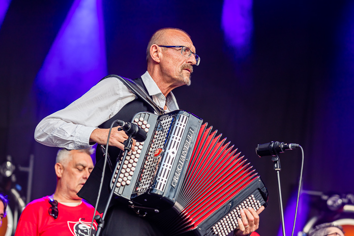 Koen Crucke @ Vlaanderen Zingt - Gentse Feesten, picture 8, photographed by Dimitri Vanlommel - FrontView Magazine