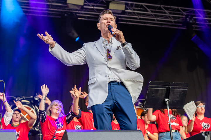 Koen Crucke @ Vlaanderen Zingt - Gentse Feesten, picture 9, photographed by Dimitri Vanlommel - FrontView Magazine