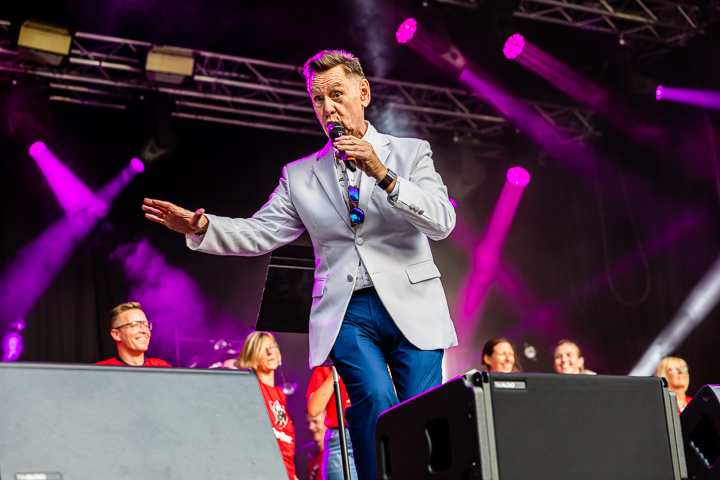 Koen Crucke @ Vlaanderen Zingt - Gentse Feesten, picture 12, photographed by Dimitri Vanlommel - FrontView Magazine