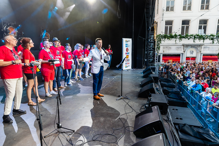 Koen Crucke @ Vlaanderen Zingt - Gentse Feesten, picture 17, photographed by Dimitri Vanlommel - FrontView Magazine