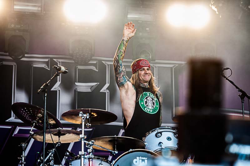 Steel Panther @ Dynamo Metalfest, foto 9, foto's door Gert Daemen - FrontView Magazine