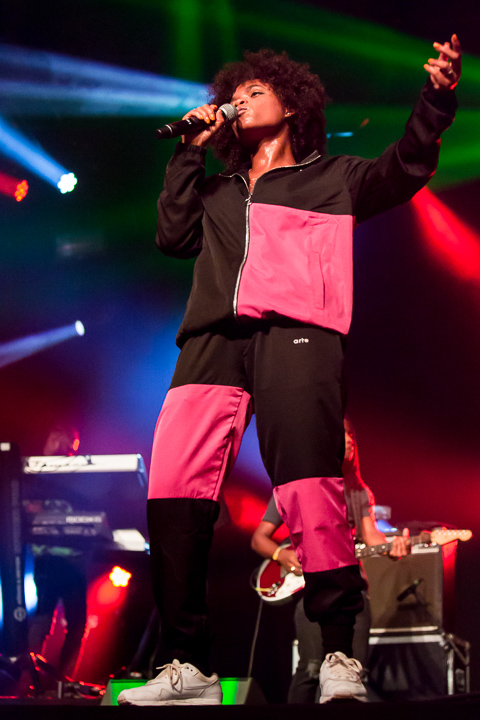 Lila Iké @ Sfinks Mixed 2019, picture 10, photographed by Marc Verdonck - FrontView Magazine