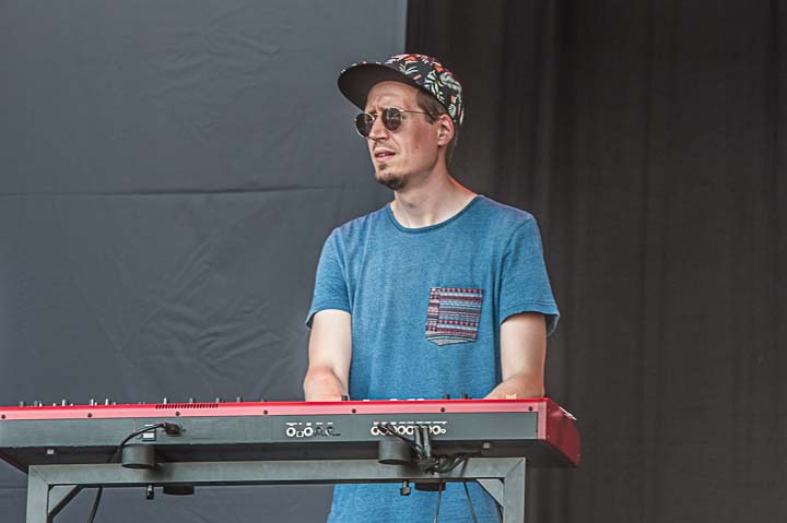 Yves Paquet @ suikerrock, picture 10, photographed by Gert Daemen - FrontView Magazine