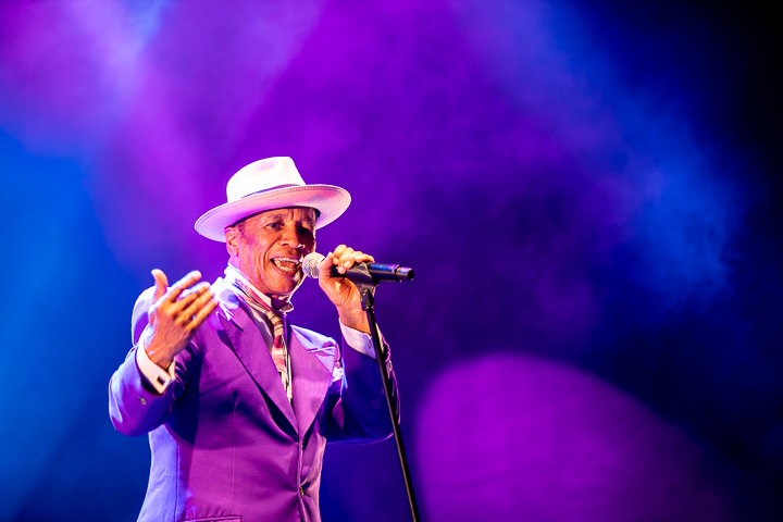 Kid Creole & The Coconuts @ Beleuvenissen, picture 15, photographed by Kurt Jacobs - FrontView Magazine