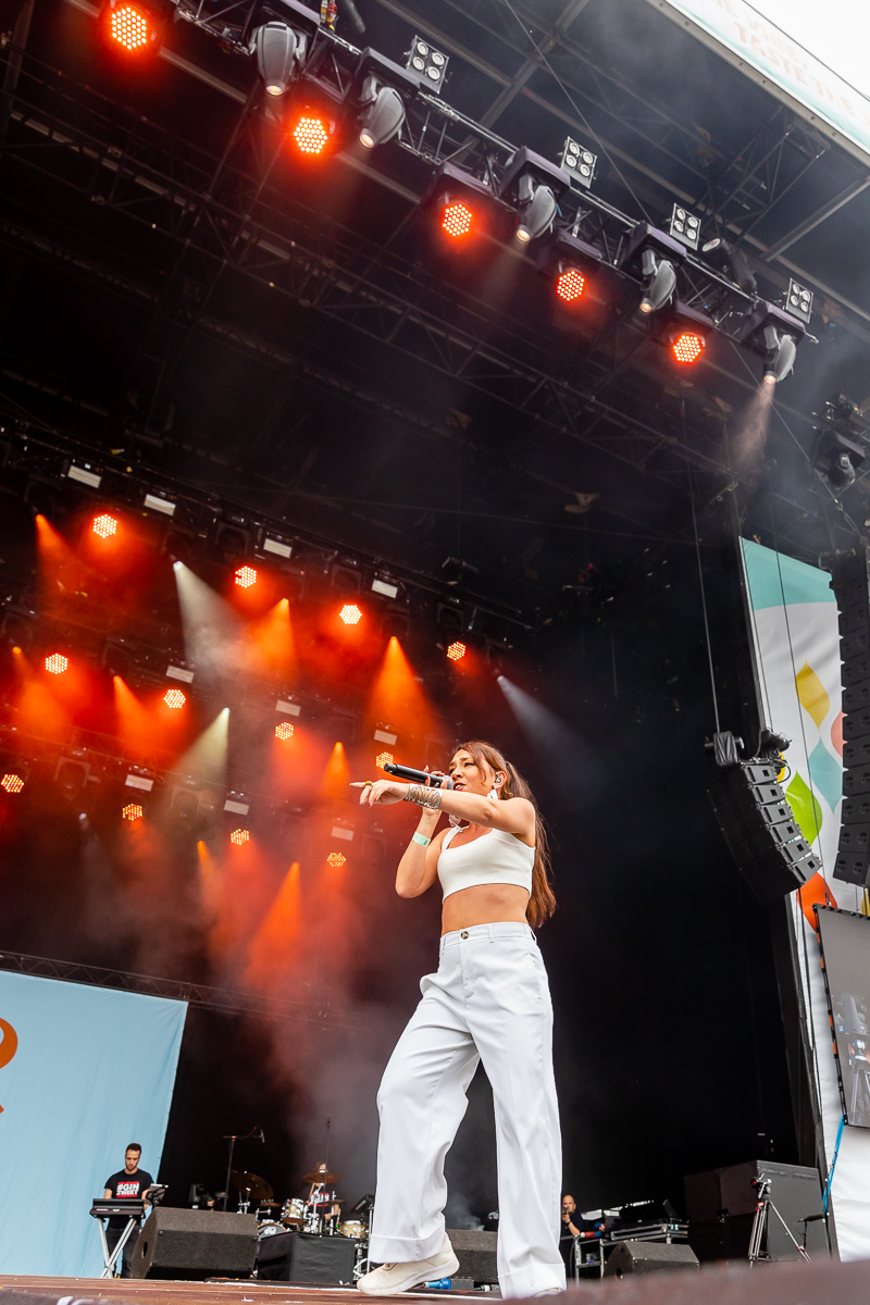 Slongs @ Suikerrock 2019, picture 4, photographed by Dimitri Vanlommel - FrontView Magazine