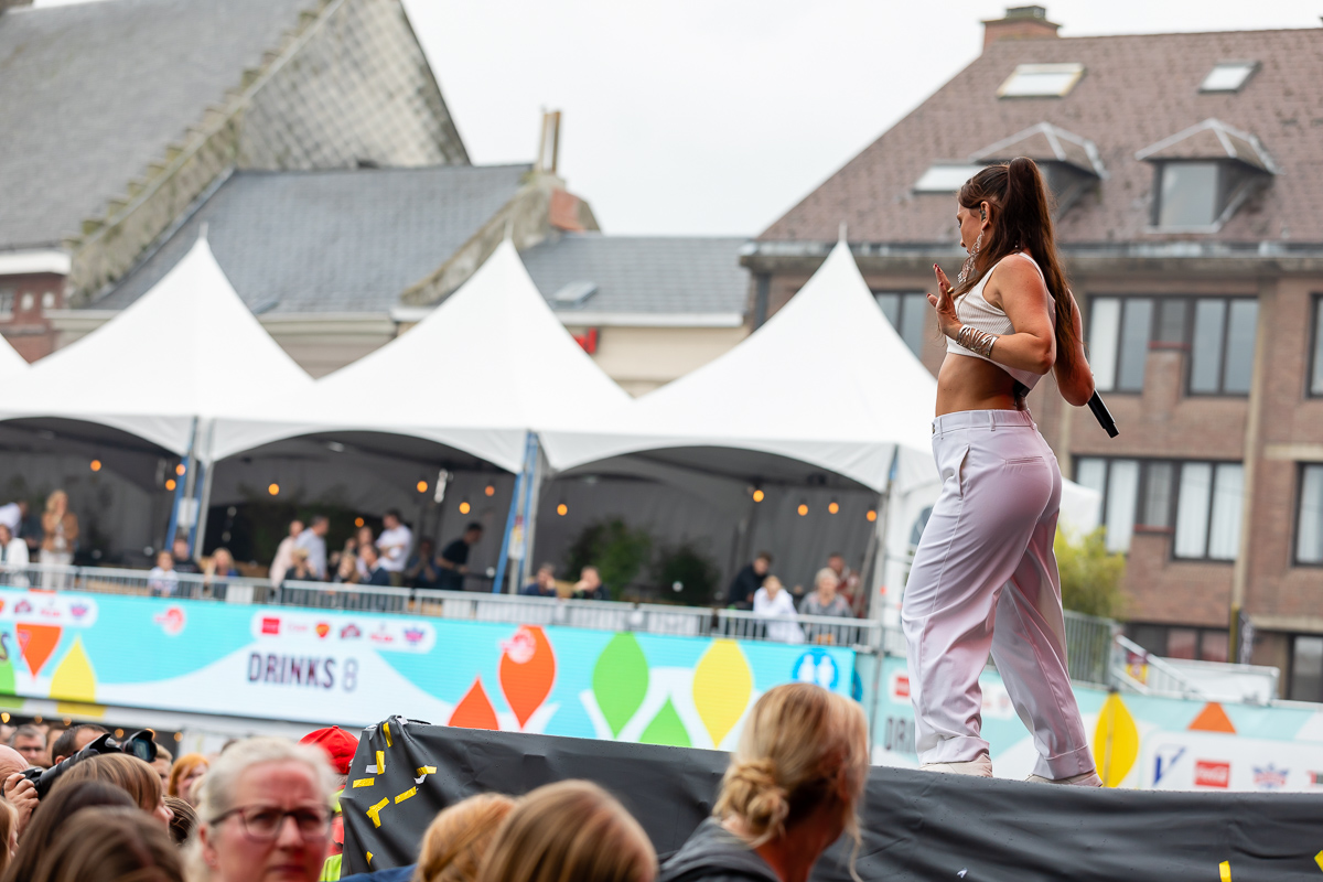Slongs @ Suikerrock 2019, picture 21, photographed by Dimitri Vanlommel - FrontView Magazine