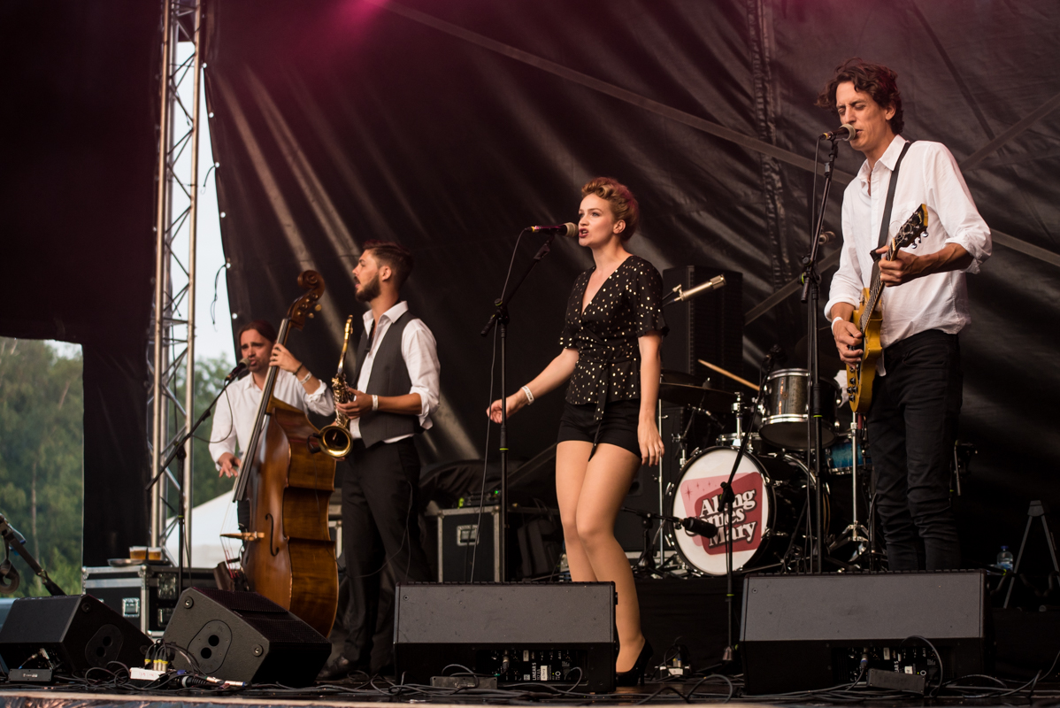 Along Comes Mary @ Paal op Stelten, picture 10, photographed by Heidi Nys - FrontView Magazine
