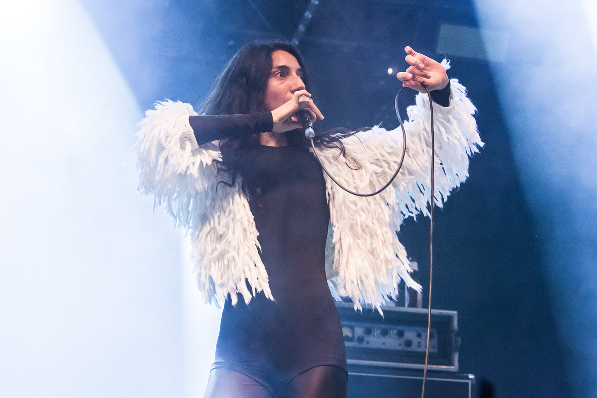 Intergalactic Lovers @ Linkerwoofer 2019, picture 11, photographed by Marc Verdonck - FrontView Magazine