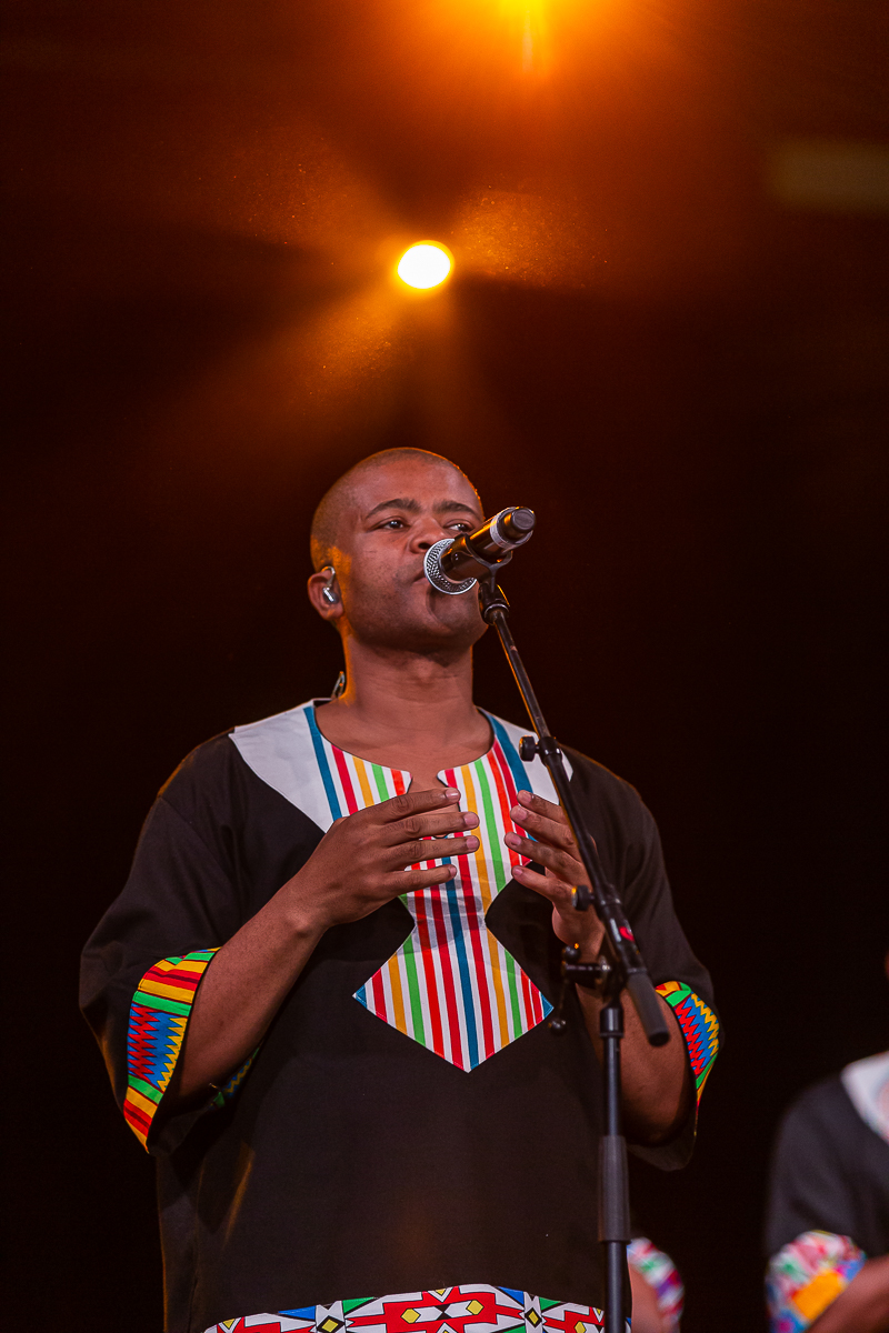 Ladysmith Black Mambazo @ Dranouter, picture 1, photographed by Chris Lippens - FrontView Magazine