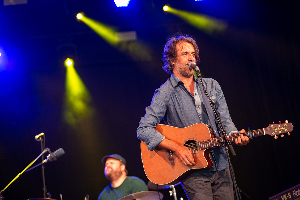 Lenny & De Wespen @ Dranouter, foto 7, foto's door Chris Lippens - FrontView Magazine