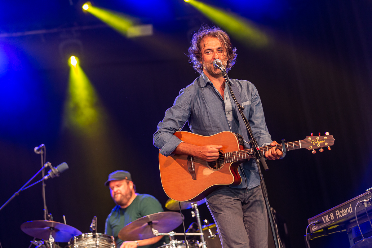 Lenny & De Wespen @ Dranouter, foto 8, foto's door Chris Lippens - FrontView Magazine