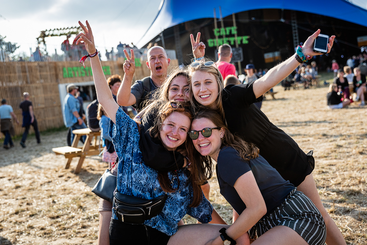 Sfeer vrijdag @ Dranouter, picture 21, photographed by Chris Lippens - FrontView Magazine