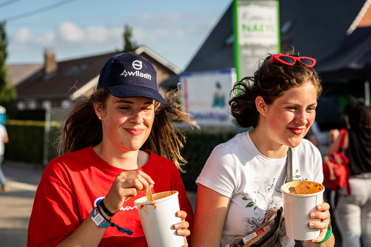Sfeer vrijdag @ Dranouter, picture 29, photographed by Chris Lippens - FrontView Magazine
