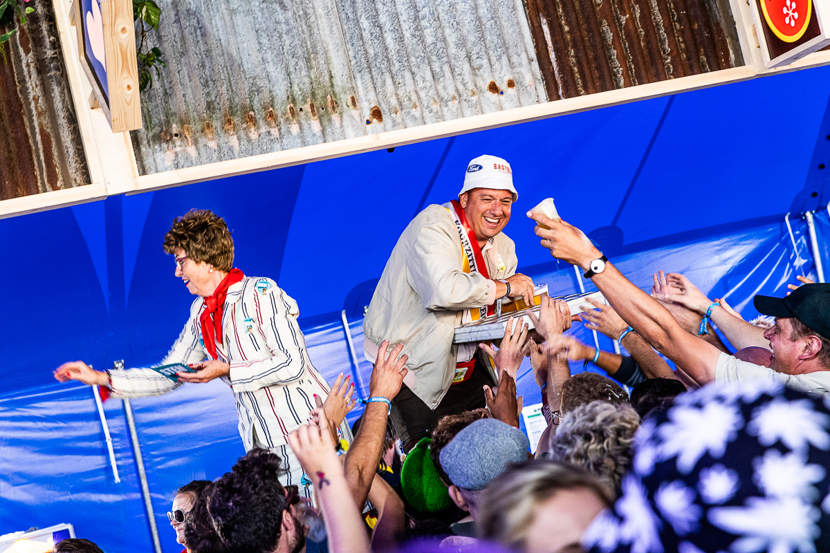 Sfeer vrijdag @ Dranouter, picture 34, photographed by Chris Lippens - FrontView Magazine