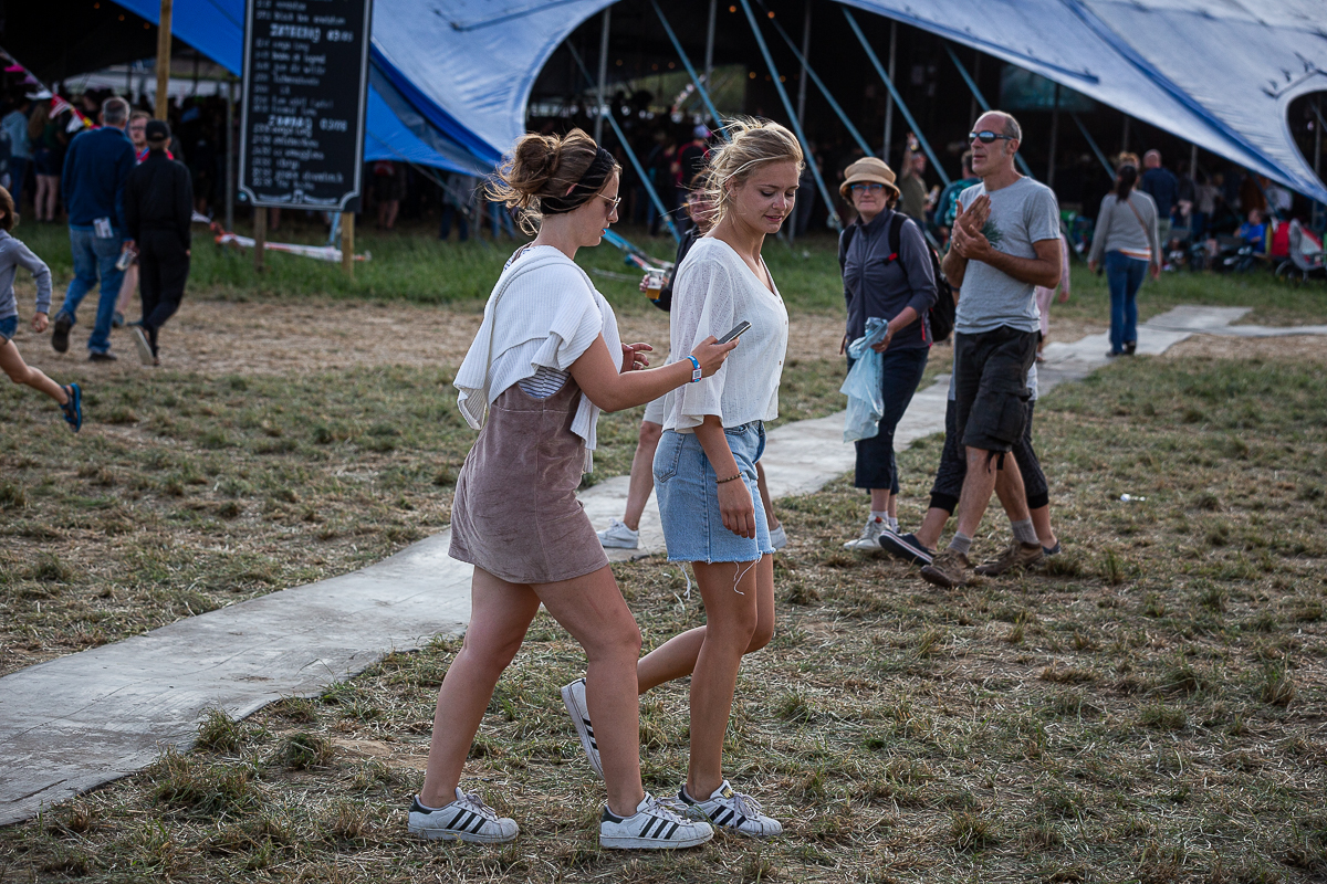 Sfeer vrijdag @ Dranouter, picture 40, photographed by Chris Lippens - FrontView Magazine