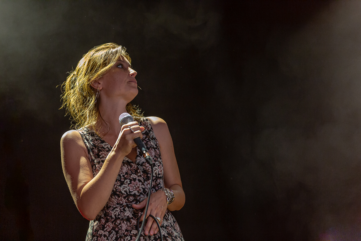 De Garre van Kornee @ Dranouter, picture 1, photographed by Chris Lippens - FrontView Magazine