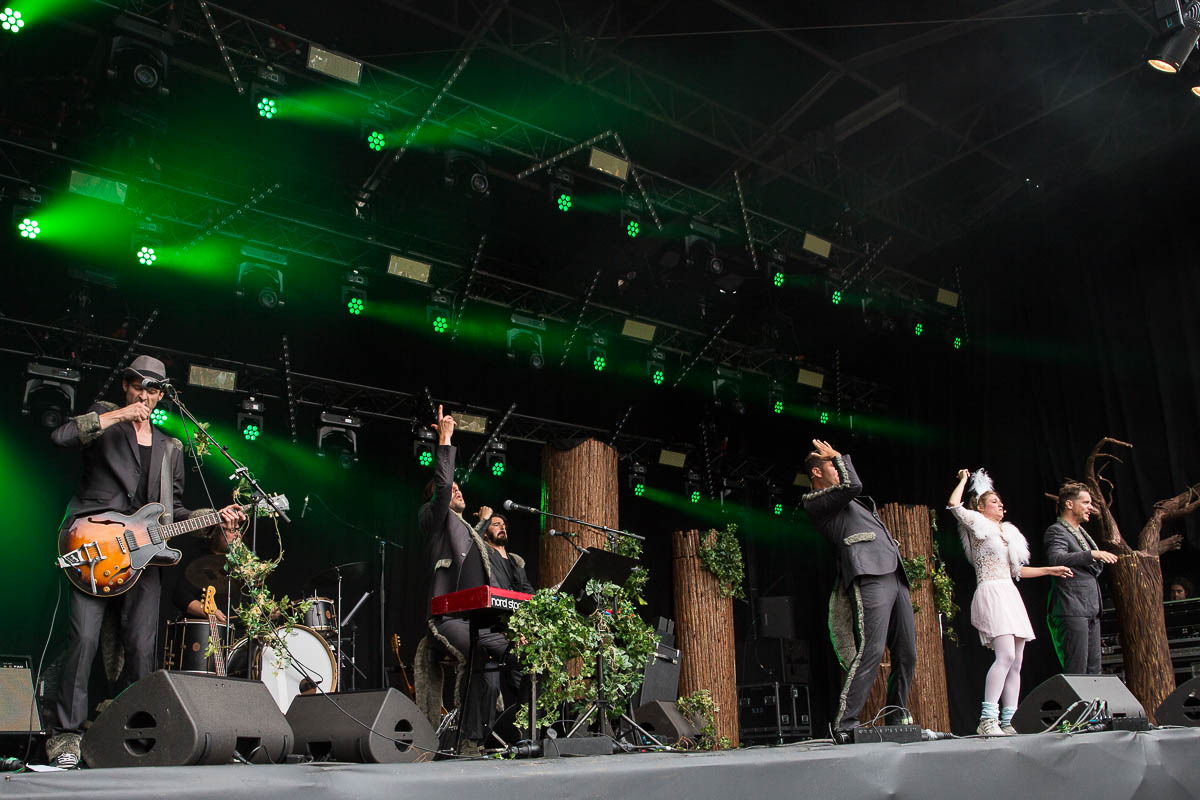 Meneer beer en de woeste wolven @ Linkerwoofer 2019, picture 16, photographed by Marc Verdonck - FrontView Magazine