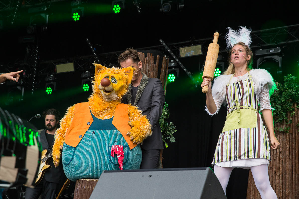 Meneer beer en de woeste wolven @ Linkerwoofer 2019, picture 27, photographed by Marc Verdonck - FrontView Magazine