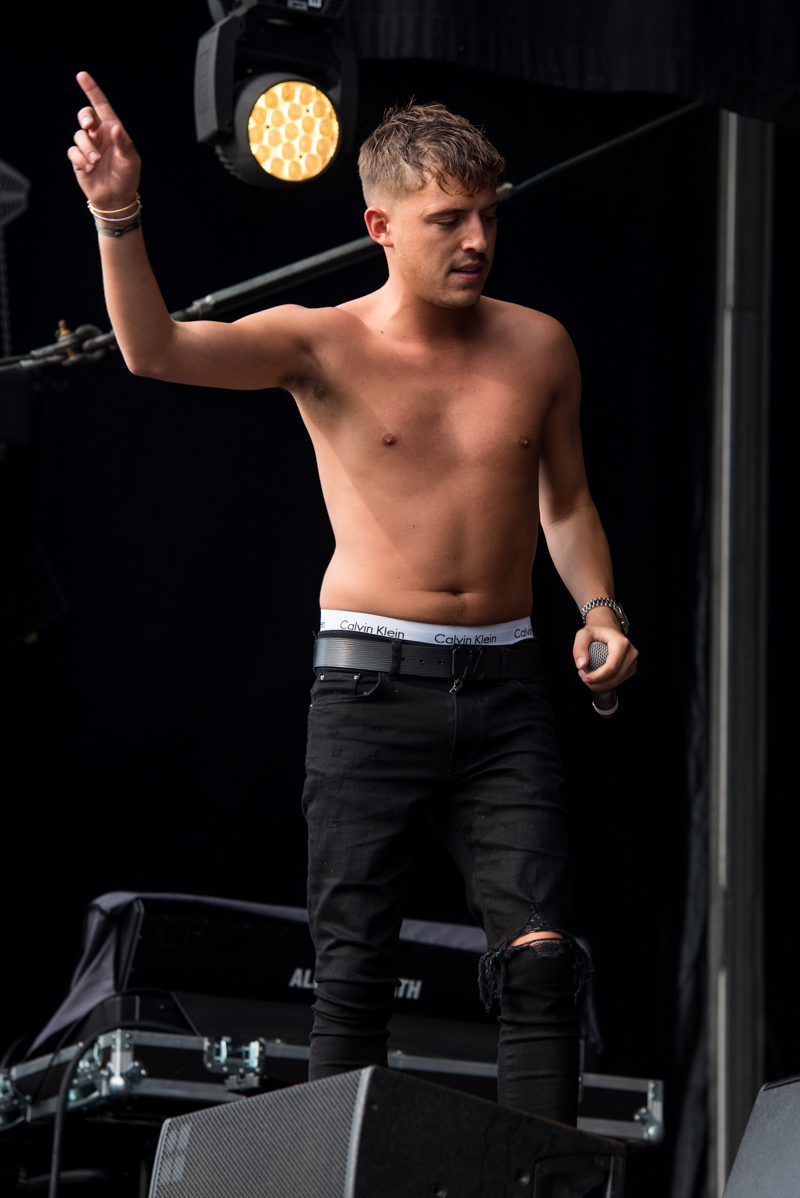 Lil Kleine @ Paal op Stelten, picture 10, photographed by Heidi Nys - FrontView Magazine