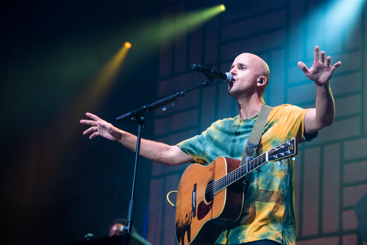 Milow @ Paal op Stelten, foto 5, foto's door Heidi Nys - FrontView Magazine
