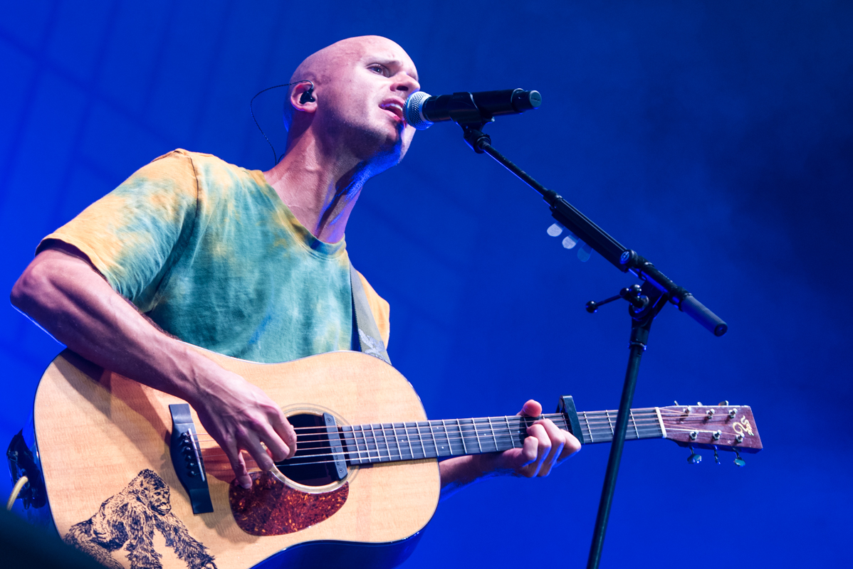 Milow @ Paal op Stelten, foto 7, foto's door Heidi Nys - FrontView Magazine