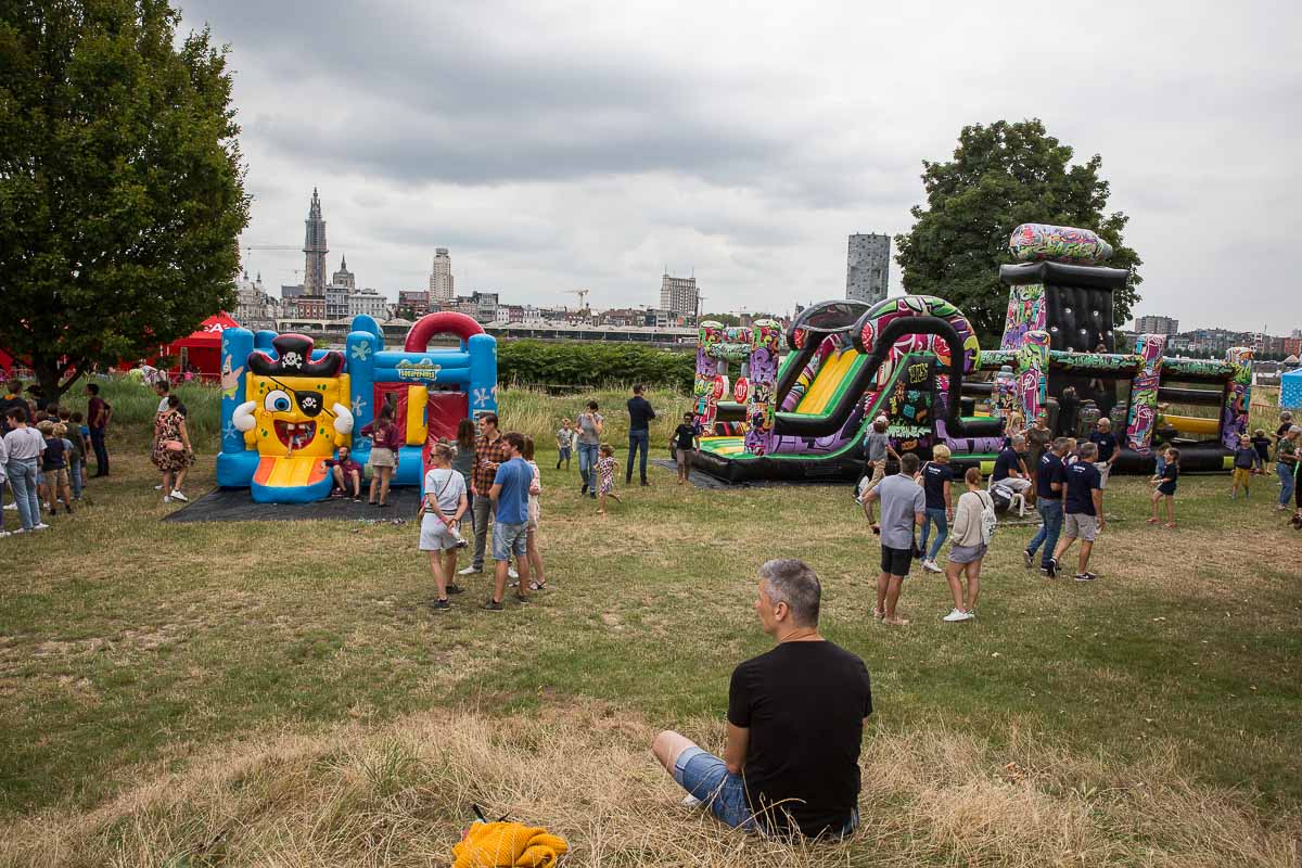 Sfeer zaterdag @ Linkerwoofer 2019, picture 19, photographed by Marc Verdonck - FrontView Magazine