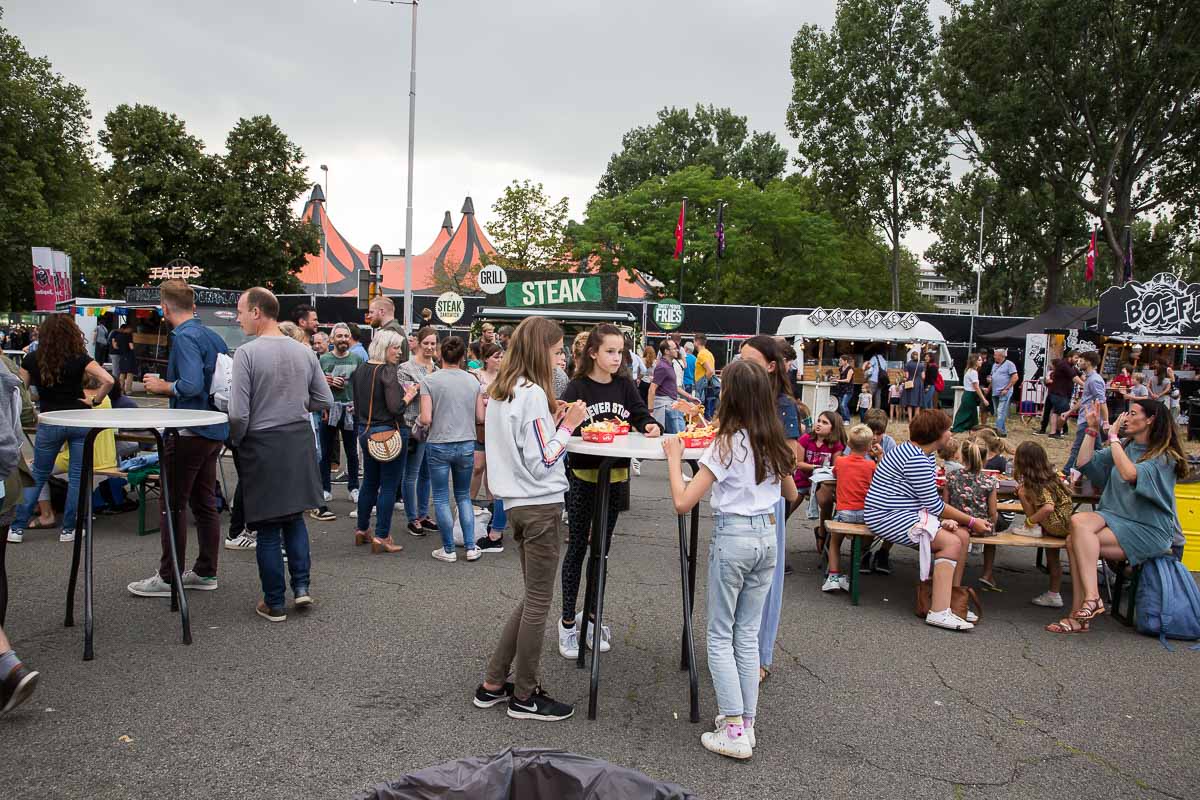 Sfeer zaterdag @ Linkerwoofer 2019, picture 46, photographed by Marc Verdonck - FrontView Magazine
