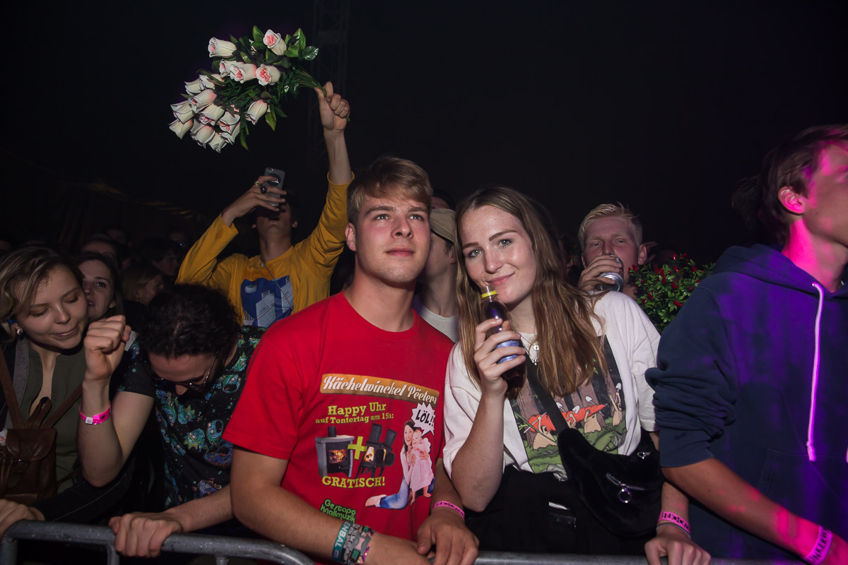 Sfeer zaterdag @ Linkerwoofer 2019, picture 68, photographed by Marc Verdonck - FrontView Magazine
