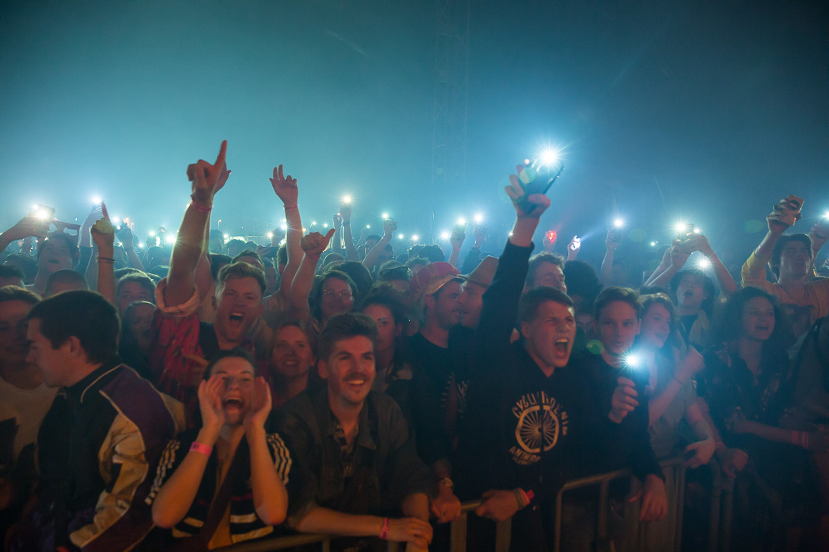 Sfeer zaterdag @ Linkerwoofer 2019, picture 76, photographed by Marc Verdonck - FrontView Magazine