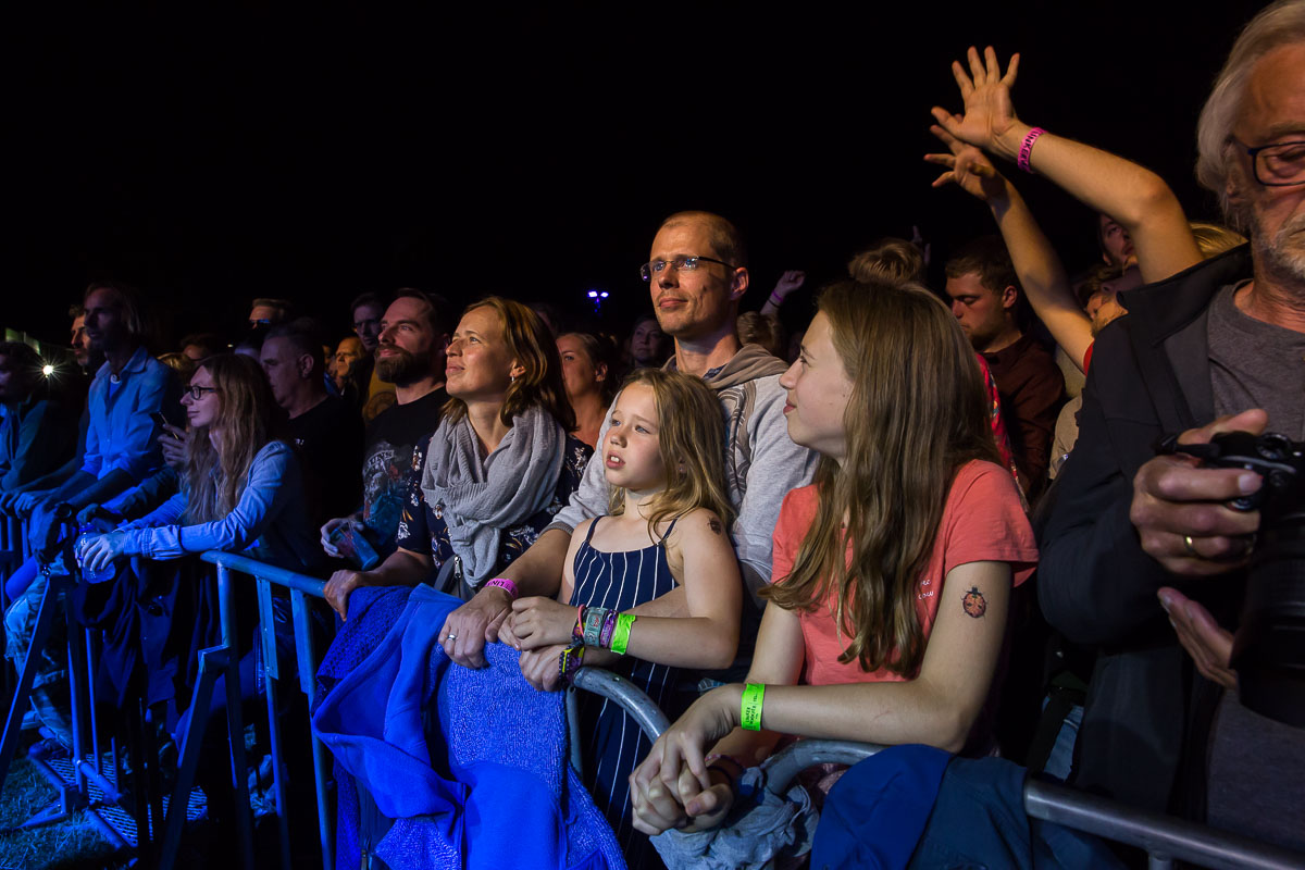 Sfeer zaterdag @ Linkerwoofer 2019, picture 92, photographed by Marc Verdonck - FrontView Magazine