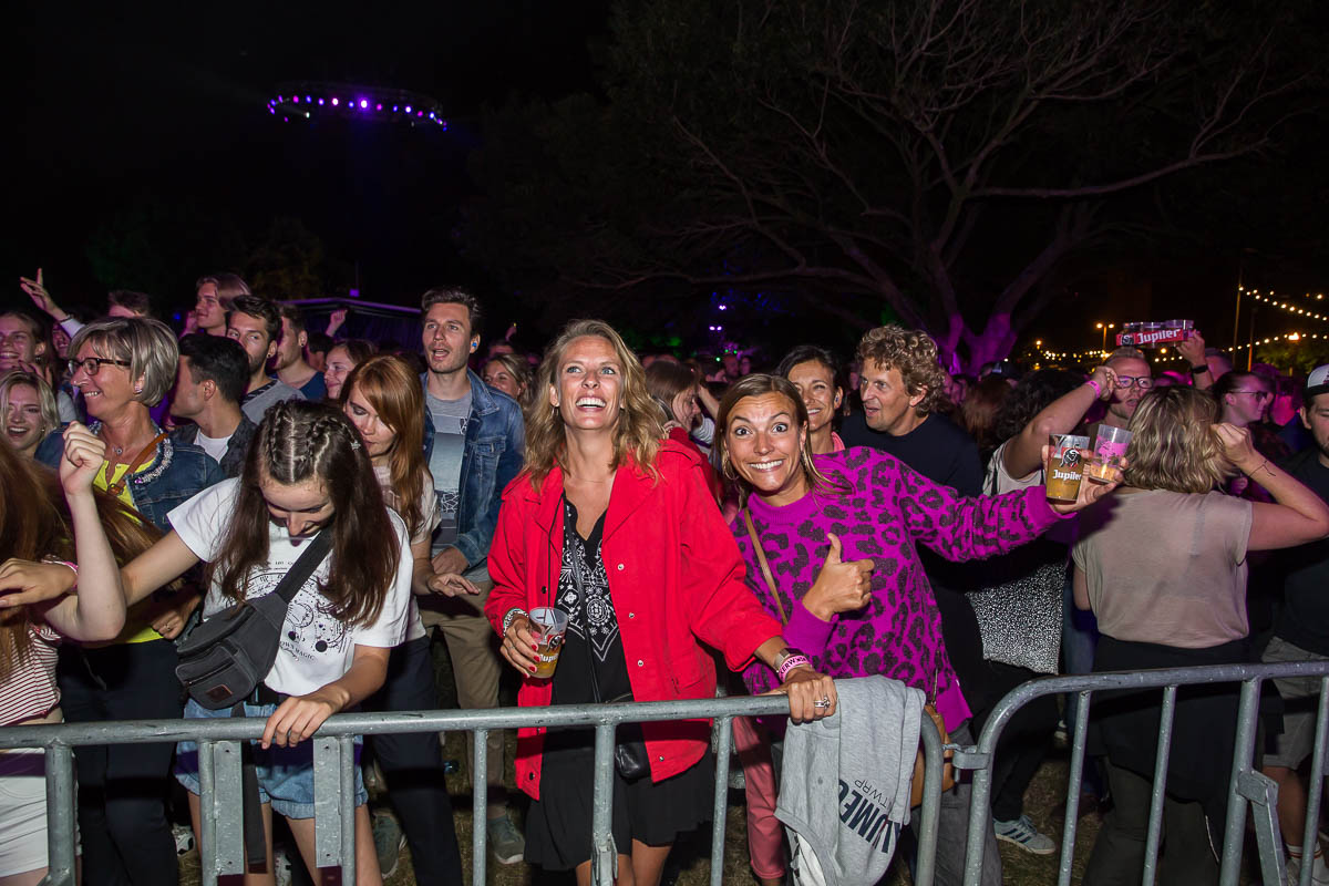 Sfeer zaterdag @ Linkerwoofer 2019, picture 99, photographed by Marc Verdonck - FrontView Magazine