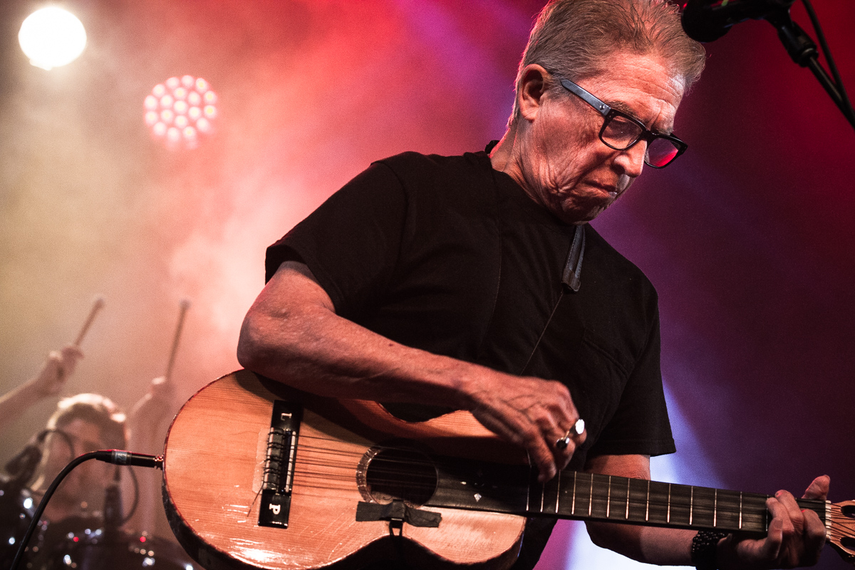 Los Lobos @ OLT Rivierenhof, picture 11, photographed by Tom Stessens - FrontView Magazine