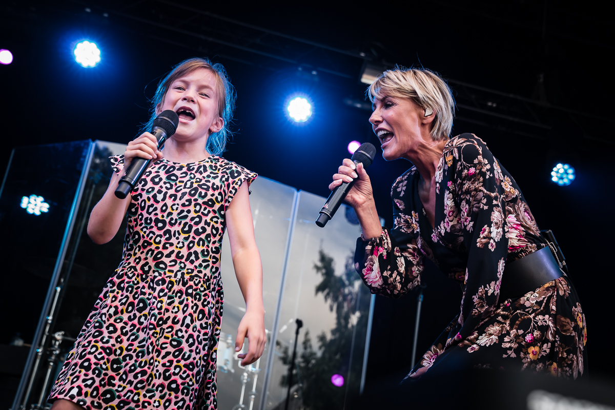 Dana Winner @ Fonnefeesten, foto 19, foto's door Danny Wagemans - FrontView Magazine