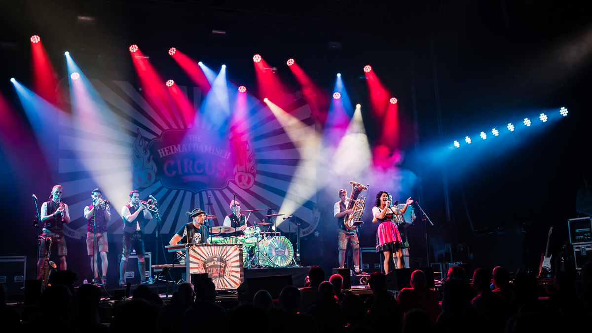 Heimatdamisch @ Fonnefeesten, foto 6, foto's door Danny Wagemans - FrontView Magazine