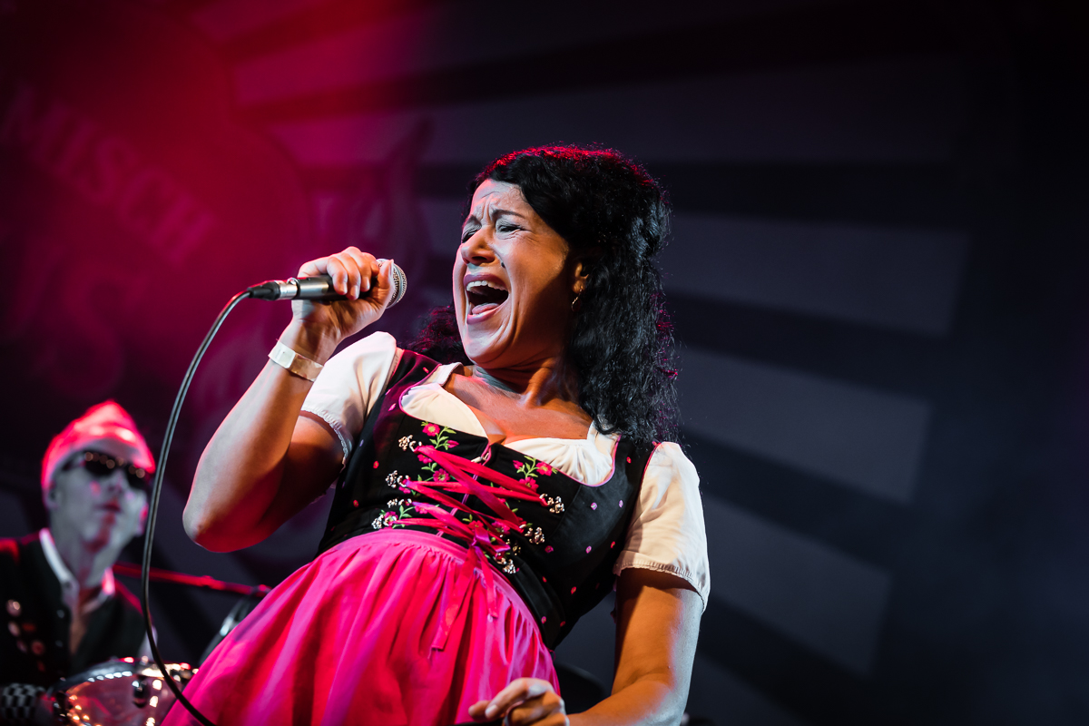 Heimatdamisch @ Fonnefeesten, foto 7, foto's door Danny Wagemans - FrontView Magazine