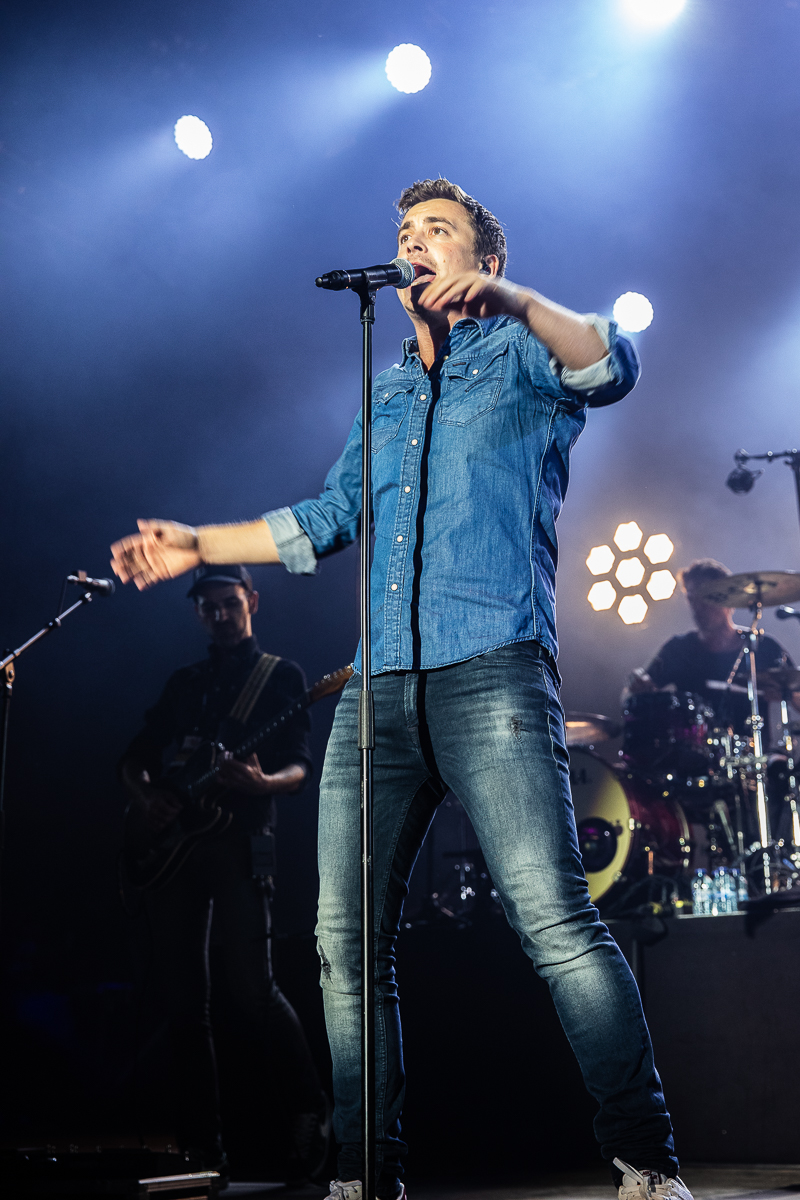 Niels Destadsbader @ Rijvers Festival 2019, picture 6, photographed by Chris Lippens - FrontView Magazine